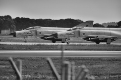 F4