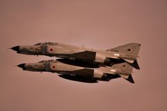 F4