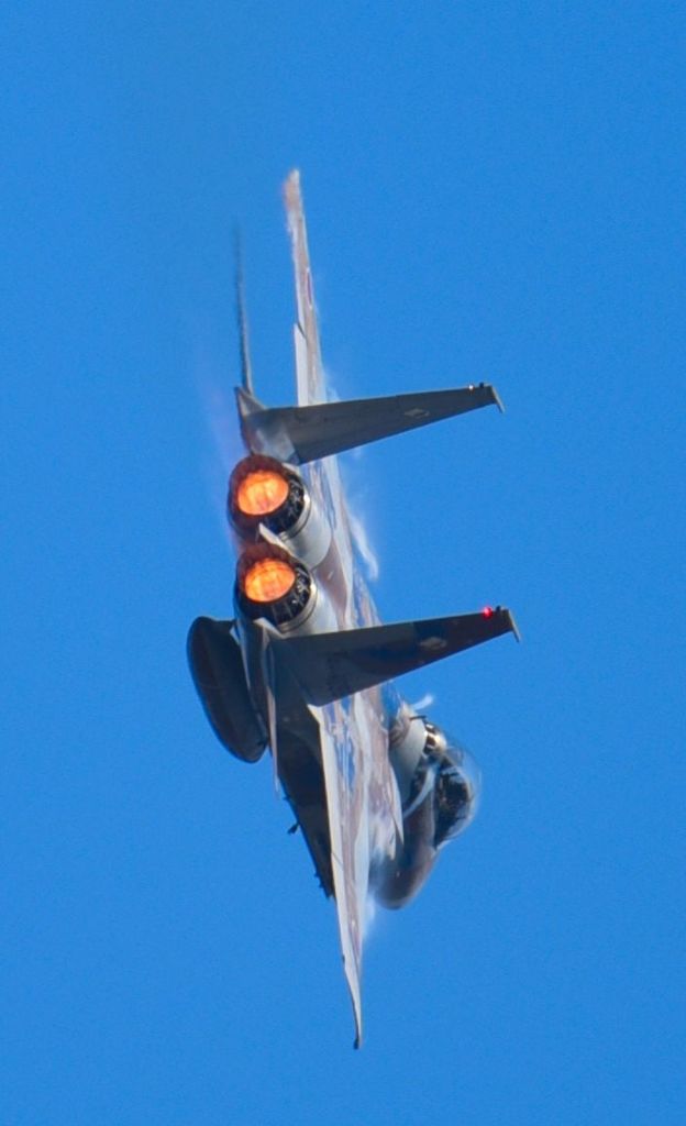 F15