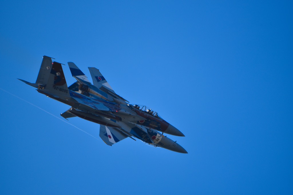 F15