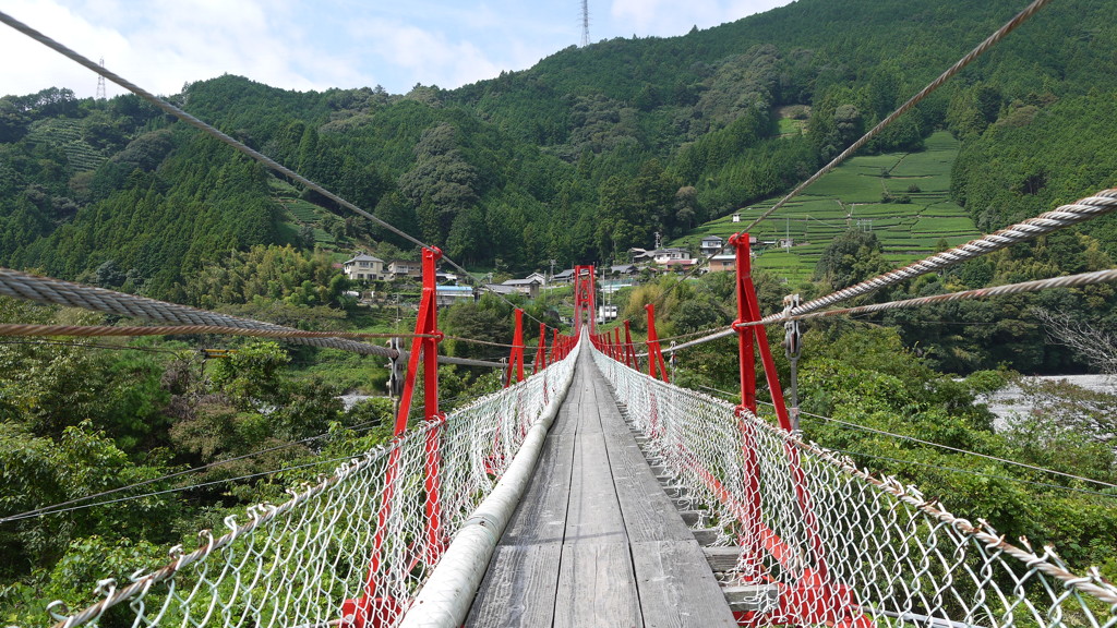 とどけ吊橋