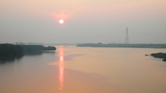 吉野川の朝日