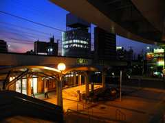 青い空と大曽根駅