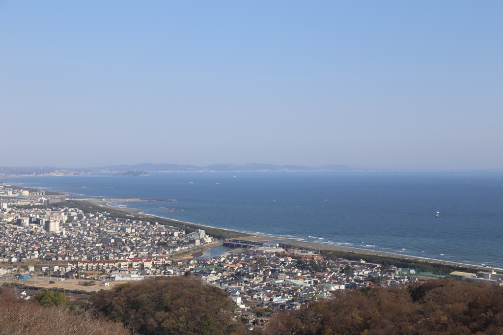 江ノ島と烏帽子岩を湘南平から By Shunki3 Id 2419997 写真共有サイト Photohito