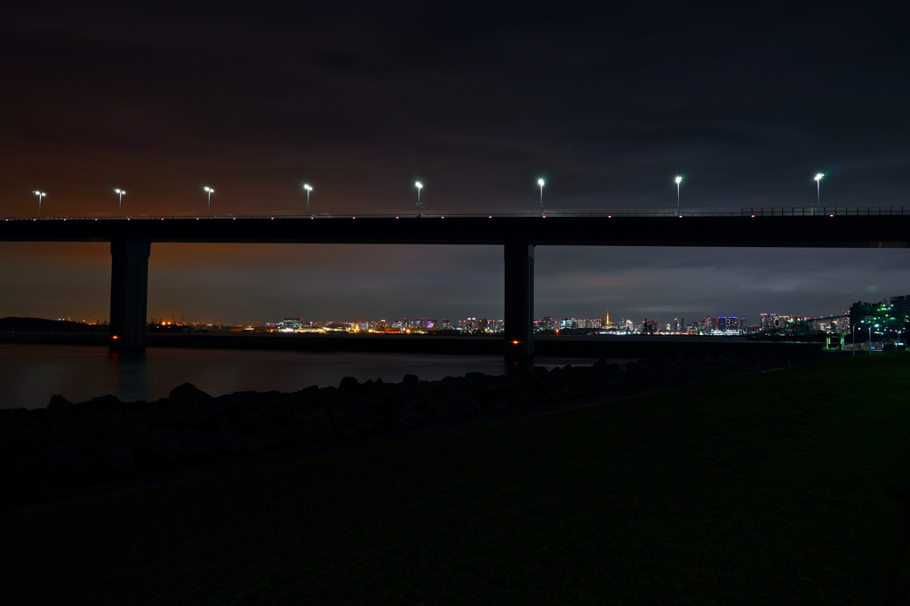 Gatebridge at cloudy night_Part2