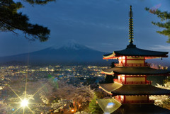 新倉山の夜景