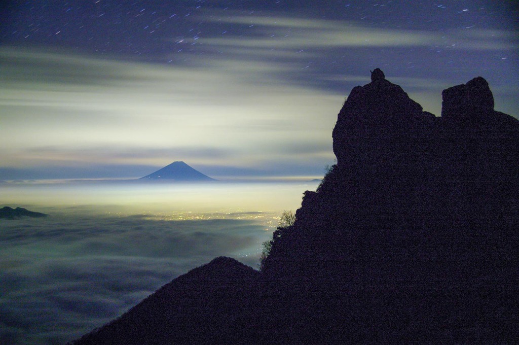 闇夜の輝き