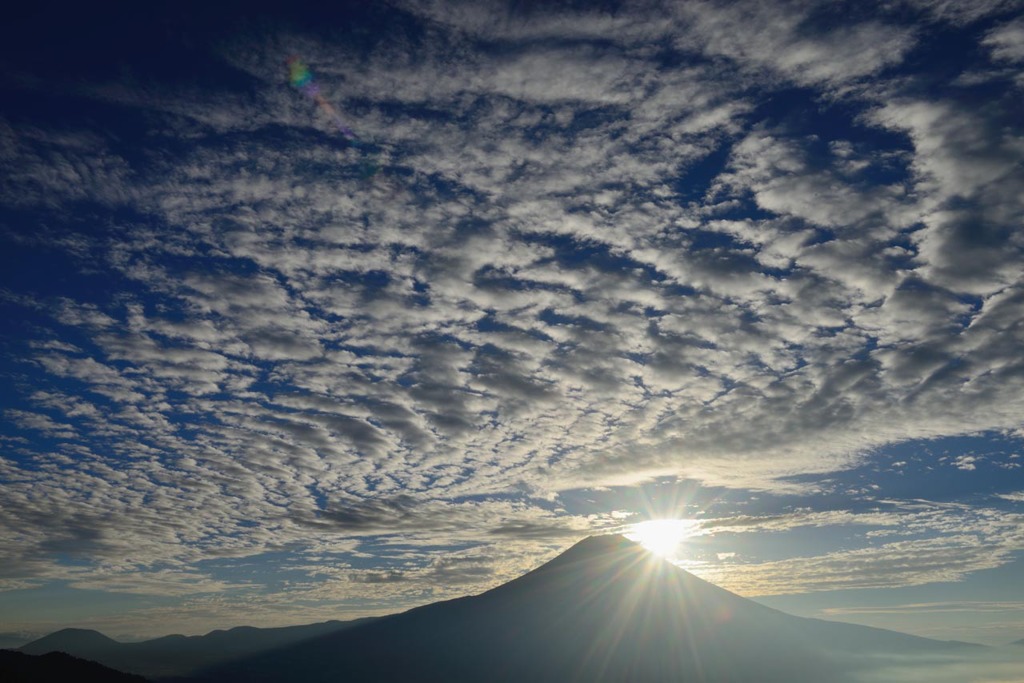 秋雲に魅せられて