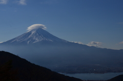 雲を纏う