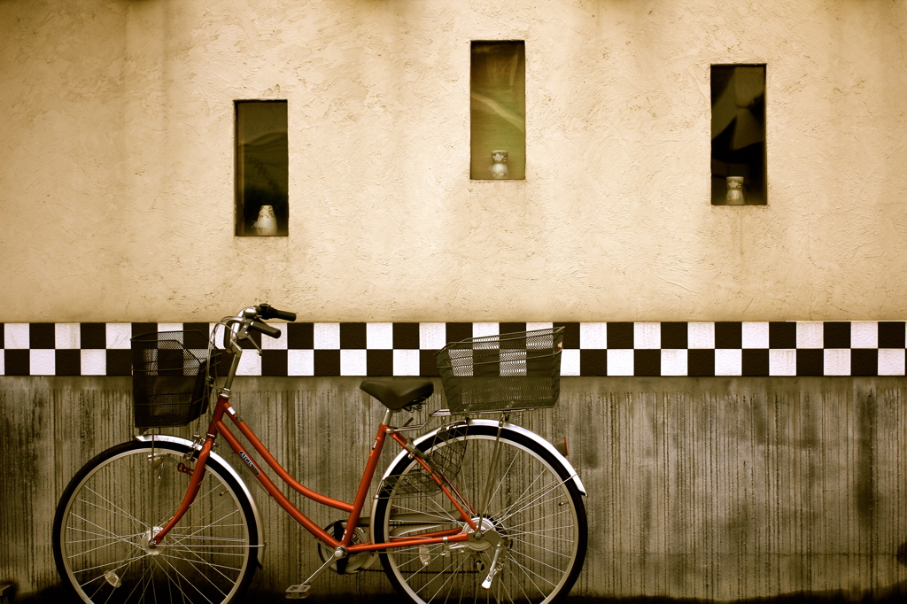 自転車と窓