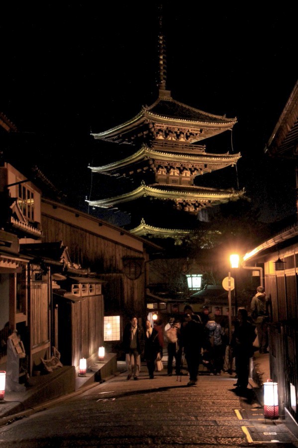 京都・東山花灯路