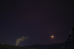 闇夜の煙