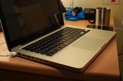 Macbook　希少なアルミボディー（Pro以外として）