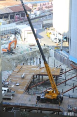 建設中の大阪駅