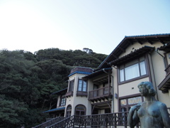 海を眺める文学館
