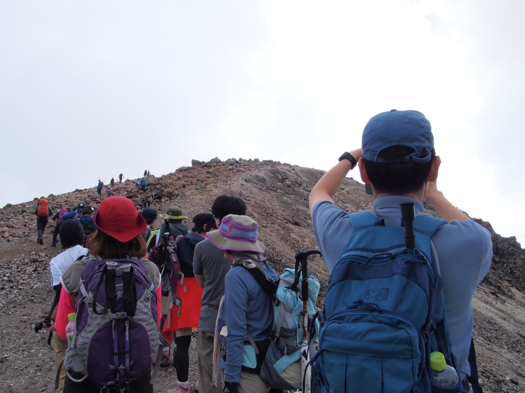 目指す剣ヶ峰はあそこ
