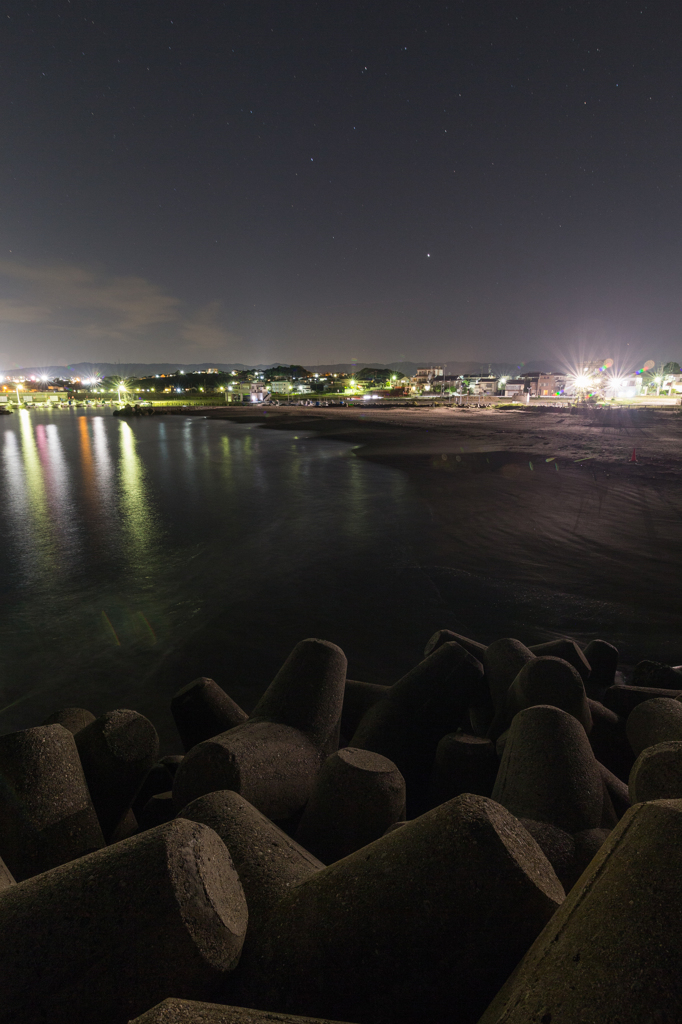とある漁港の夜景