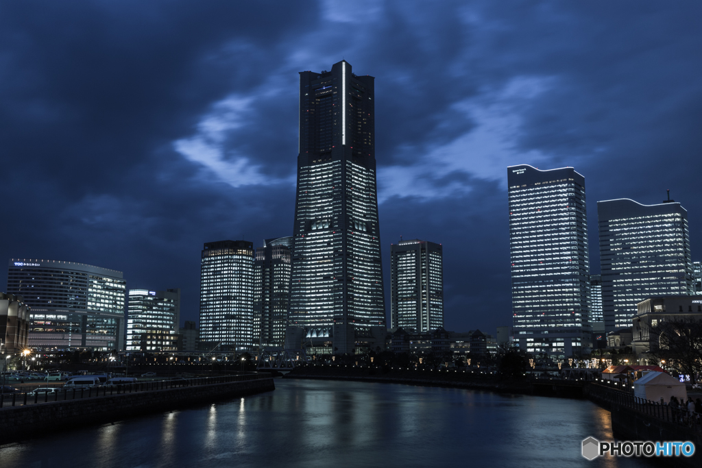 TOWERS Milight～みなとみらい21 オフィス全館ライトアップ～ #4
