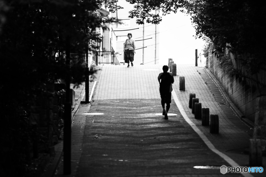 おりる人のぼる人