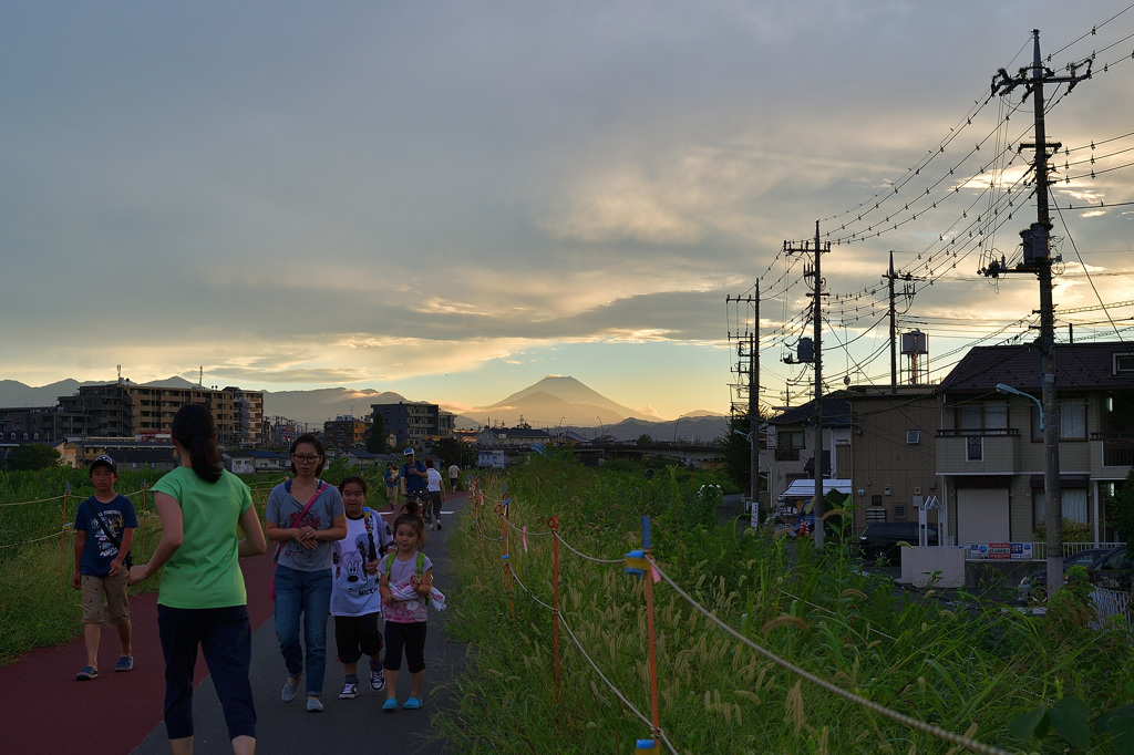 夕富士散歩道