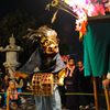 夜の獅子舞…テンテコマイ