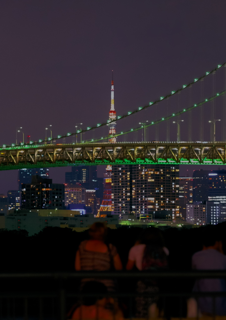 橋の向こうのTOKYO