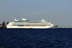 ボイジャー・オブ・ザ・シーズ in YOKOHAMA