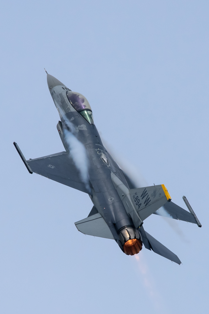 F-16