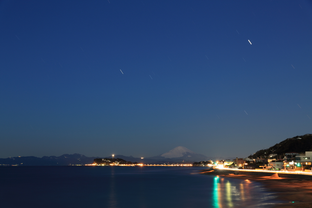 湘南の夜明け