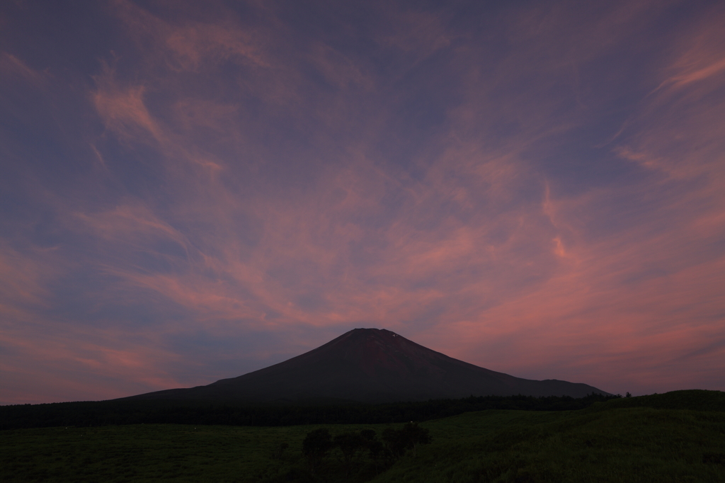 薄紅の空