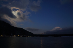 夜の訪れ