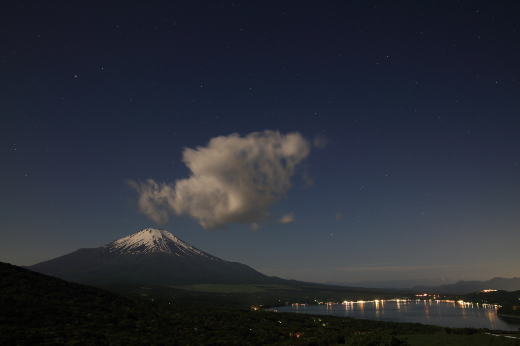 山頂から出てきました