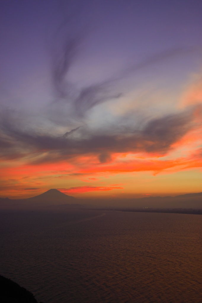 江の島からの夕景・富士５