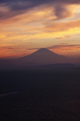 江の島からの夕景・富士４