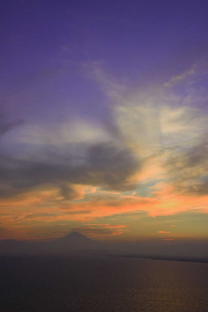 江の島からの夕景・富士３