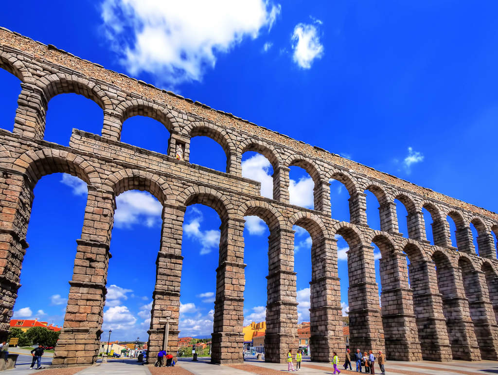 Blue sky of Segovia and its Aqueduct 2