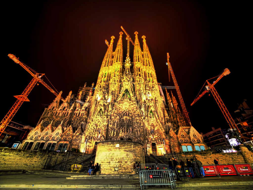  Sagrada Família　(サグラダファミリア)