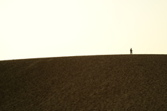 砂丘と一人