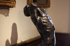 山手八番館の展示彫刻