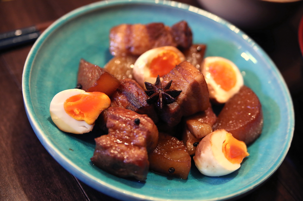 ハッカク　ON　豚ナンプラ～