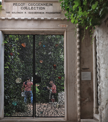 peggy guggenheim　エントランス