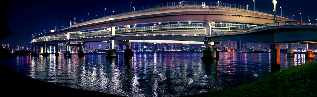 青の夜景