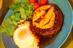 グレイ型ハンバーグ