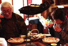 ほおばる母さん