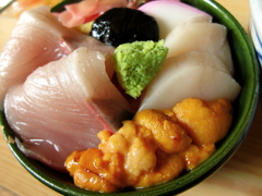 越後湯沢　紅蝶　日本海の幸