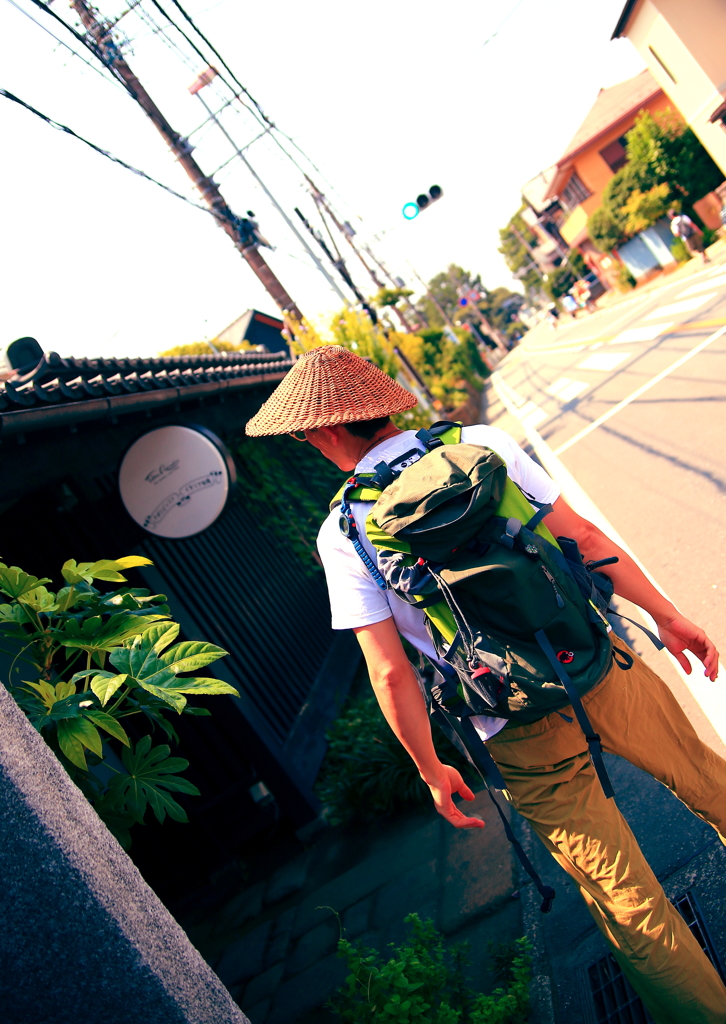 今日は渓流釣りの装備で鎌倉散歩