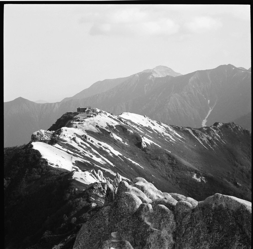 燕岳より