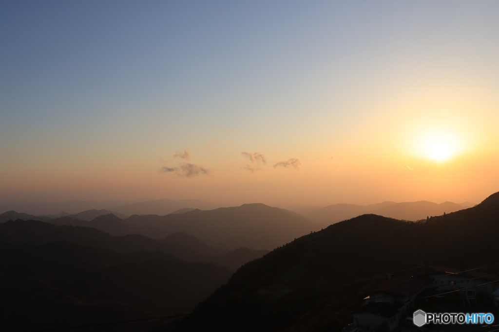 御在所の夕日