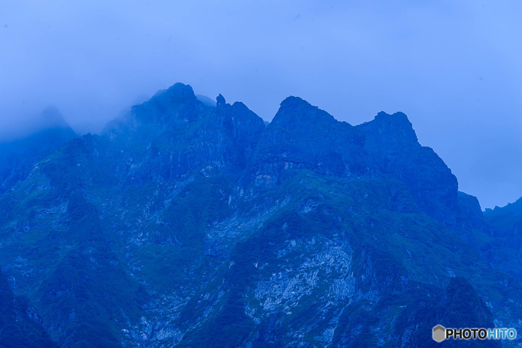 岩峰