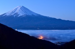 夜明け前